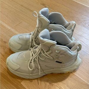 Hoka Anacapa Mid GTX Color Eggnog Hiking Shoes